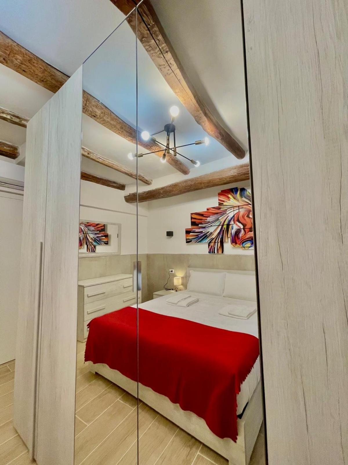 50 Tourist House Bologna - Pratello - Self Check-In Apartment Exterior photo
