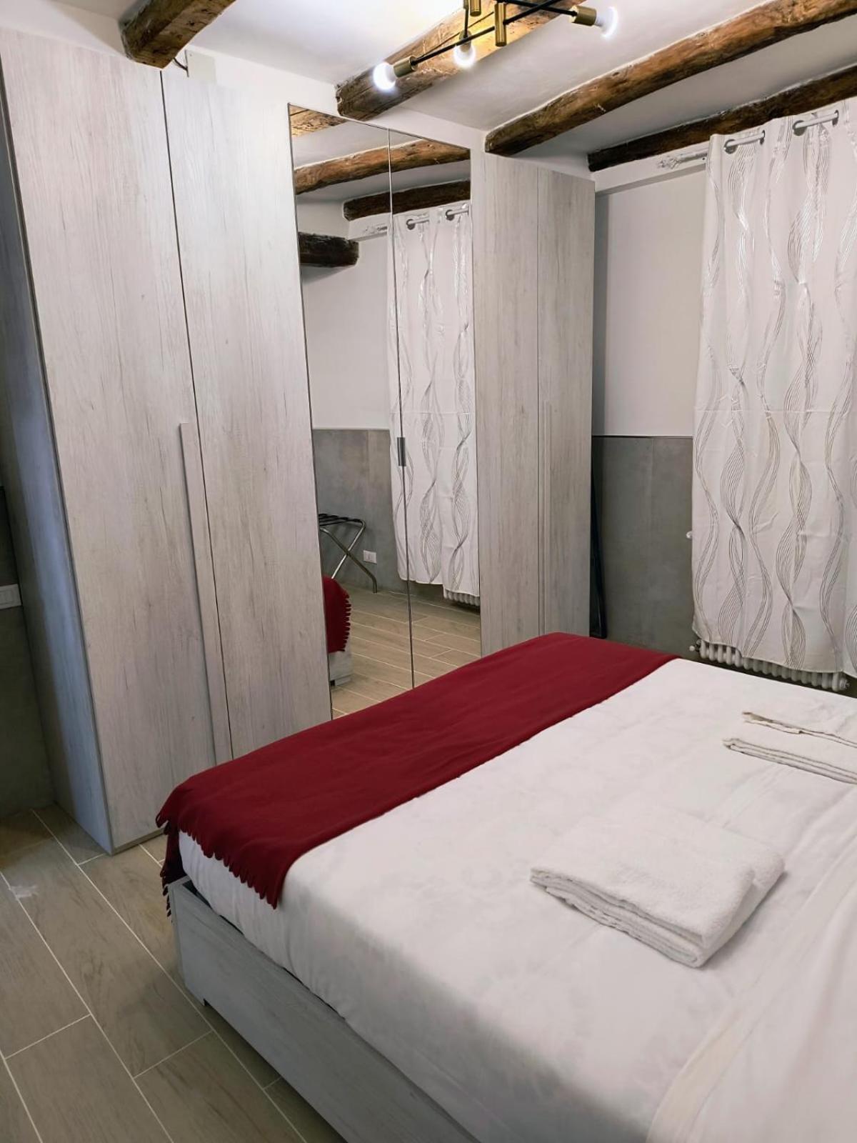50 Tourist House Bologna - Pratello - Self Check-In Apartment Exterior photo